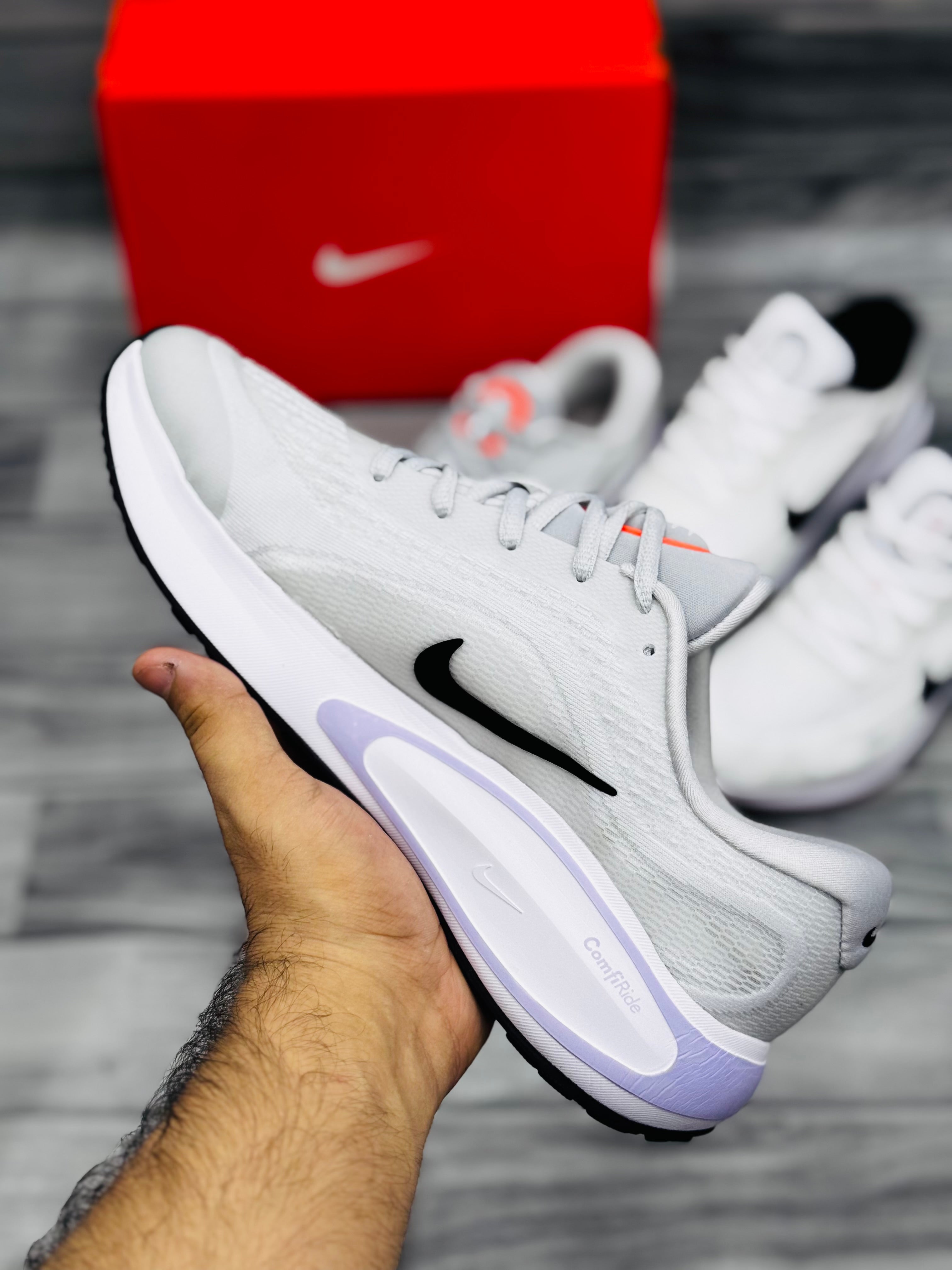 Nike Journey Run