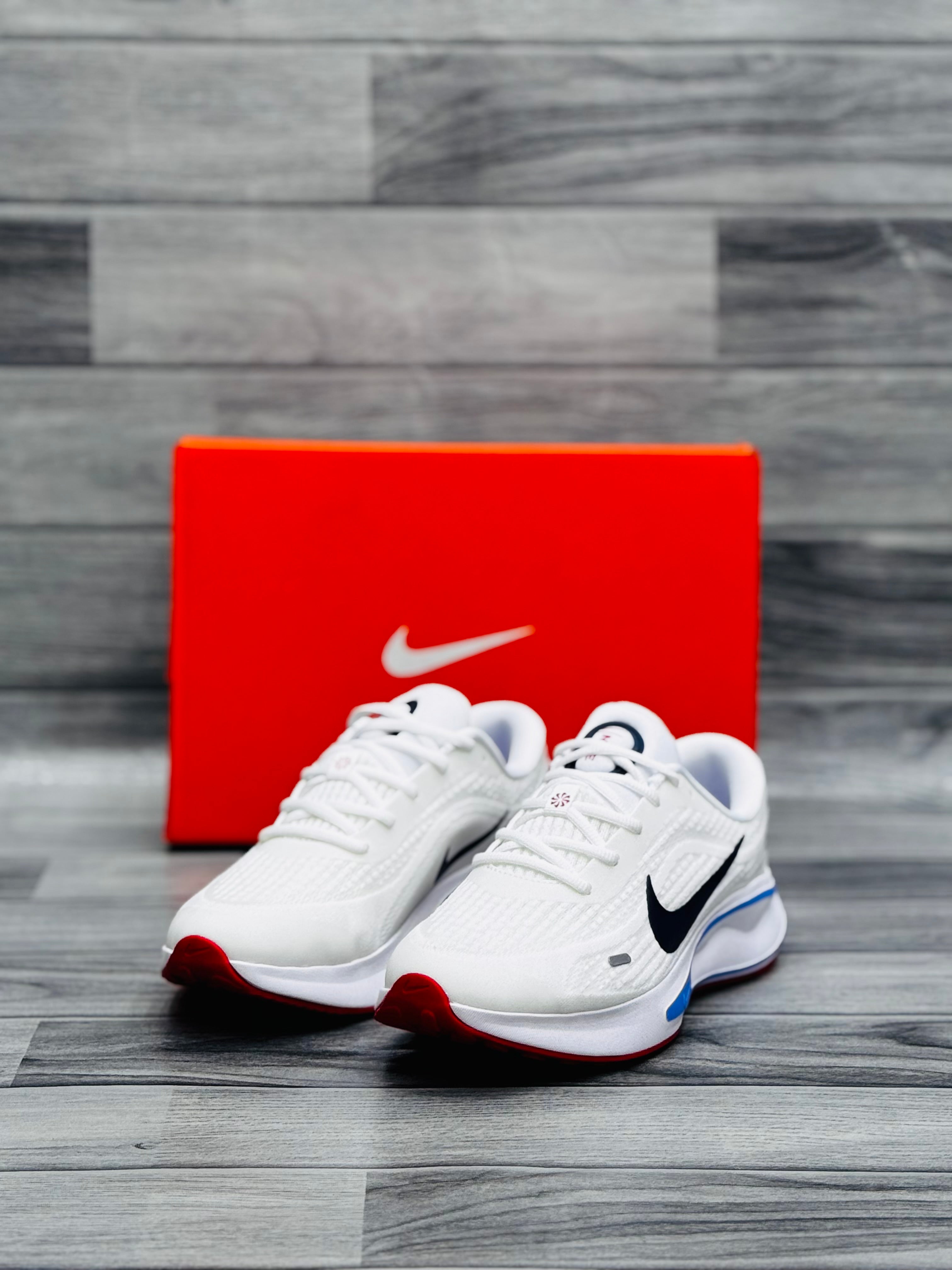 Nike Journey Run