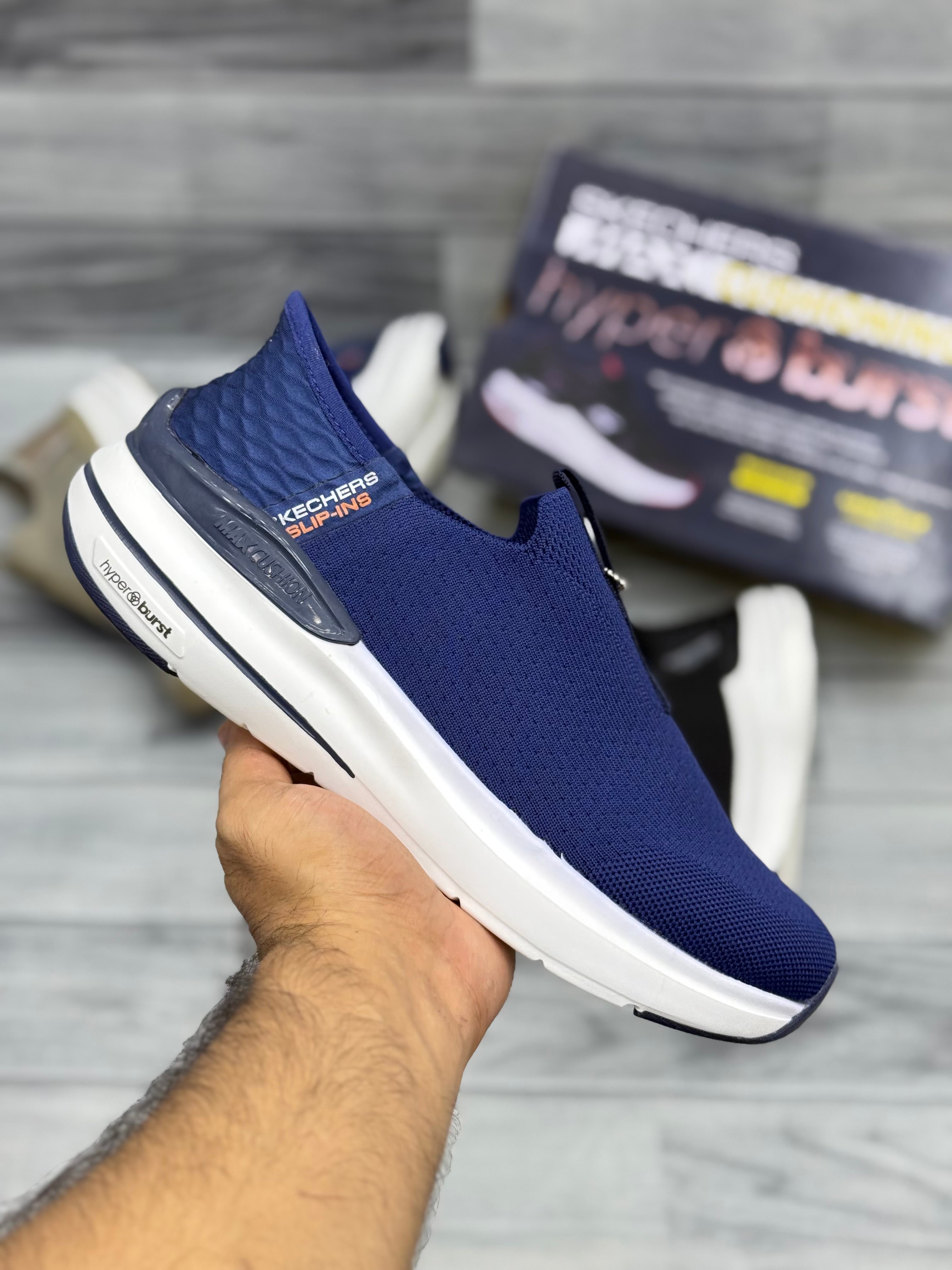 Skechares hyper burst max cushion air cooled