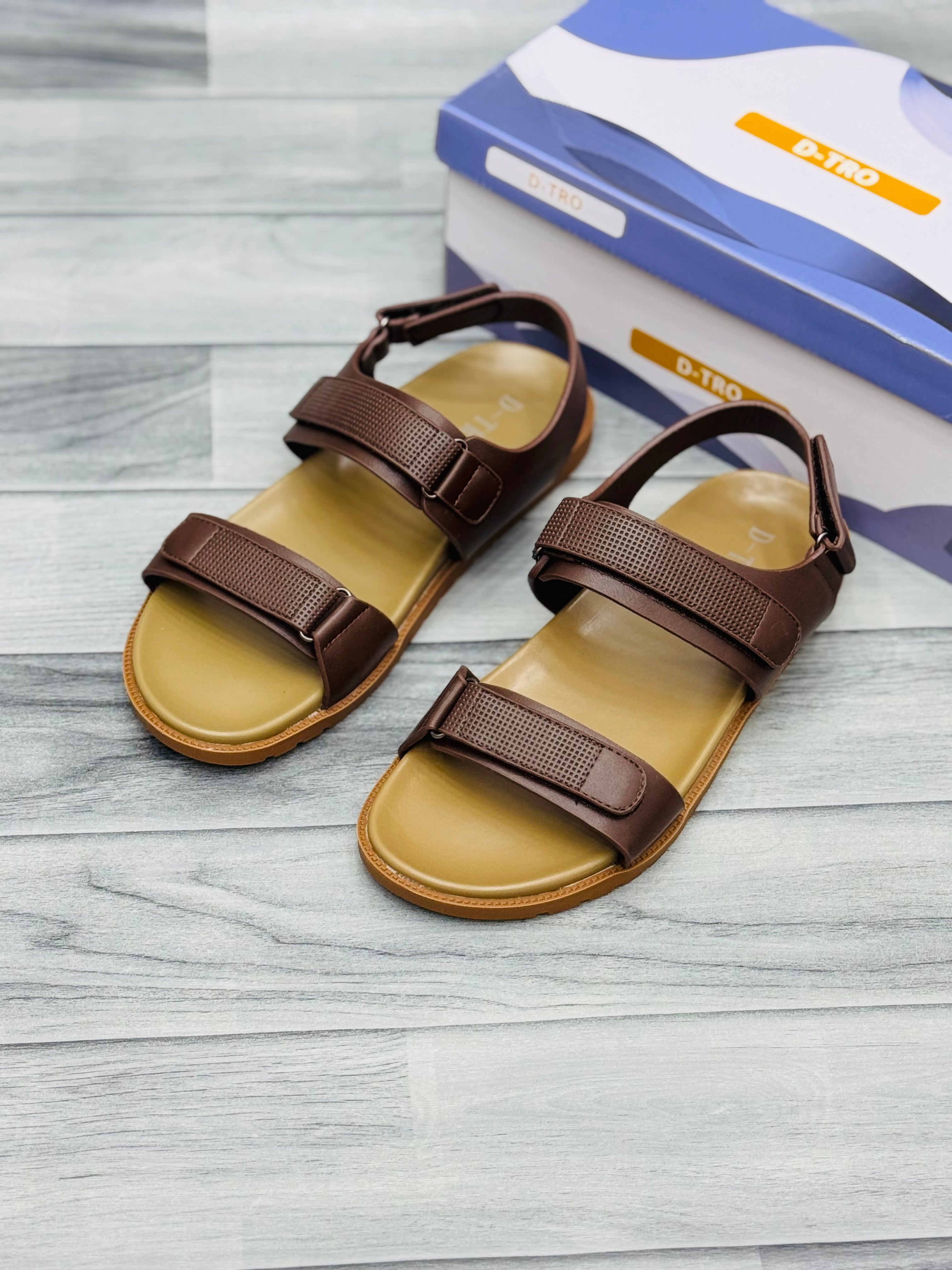 D-tro Camelo Soft Casual Sandals