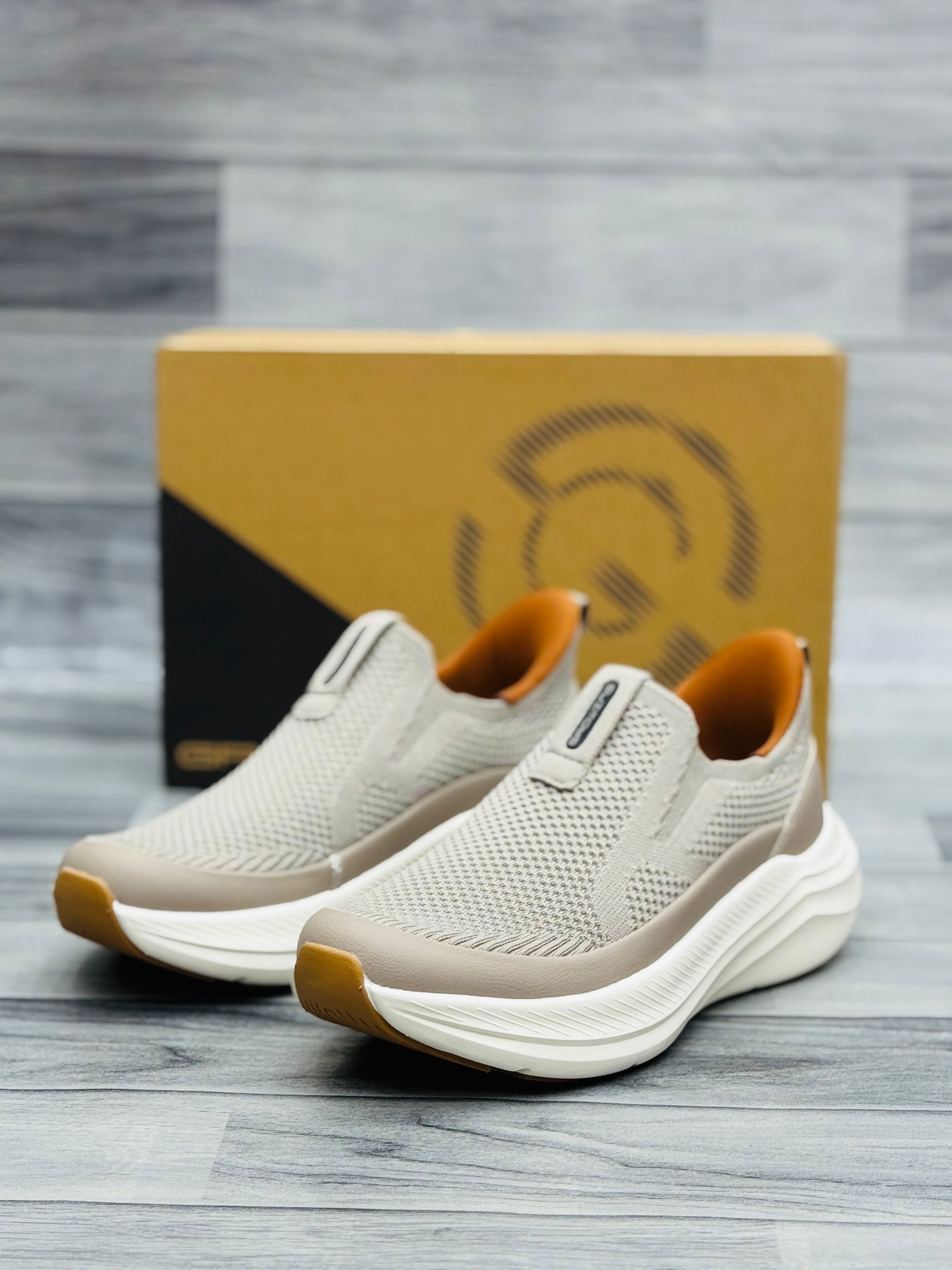 Skechars growing arch sole slip in memory foam medicated