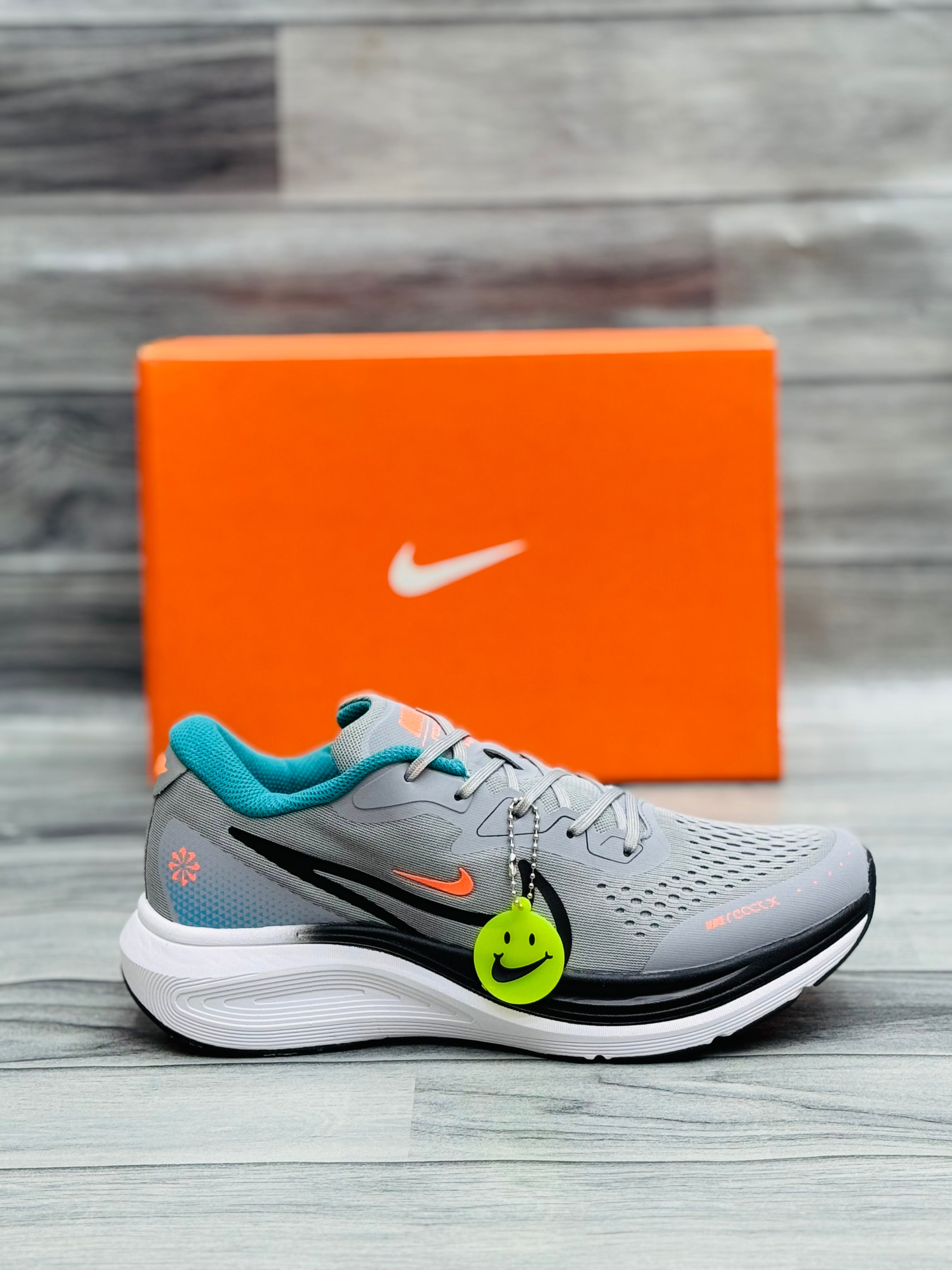 Nike zoom x smile