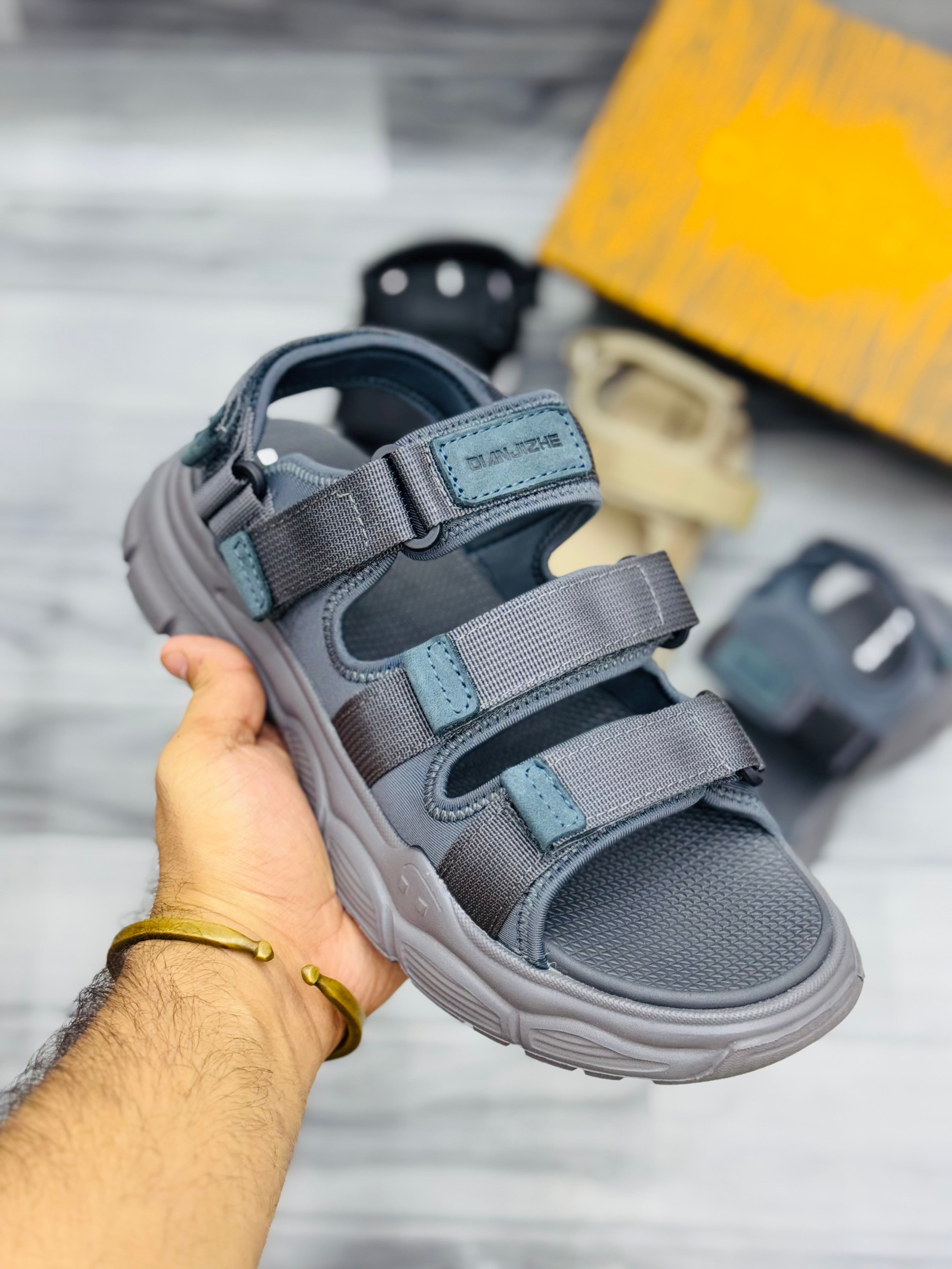 Dianjizhe Men's Recovery Slides & Athletic Sandals