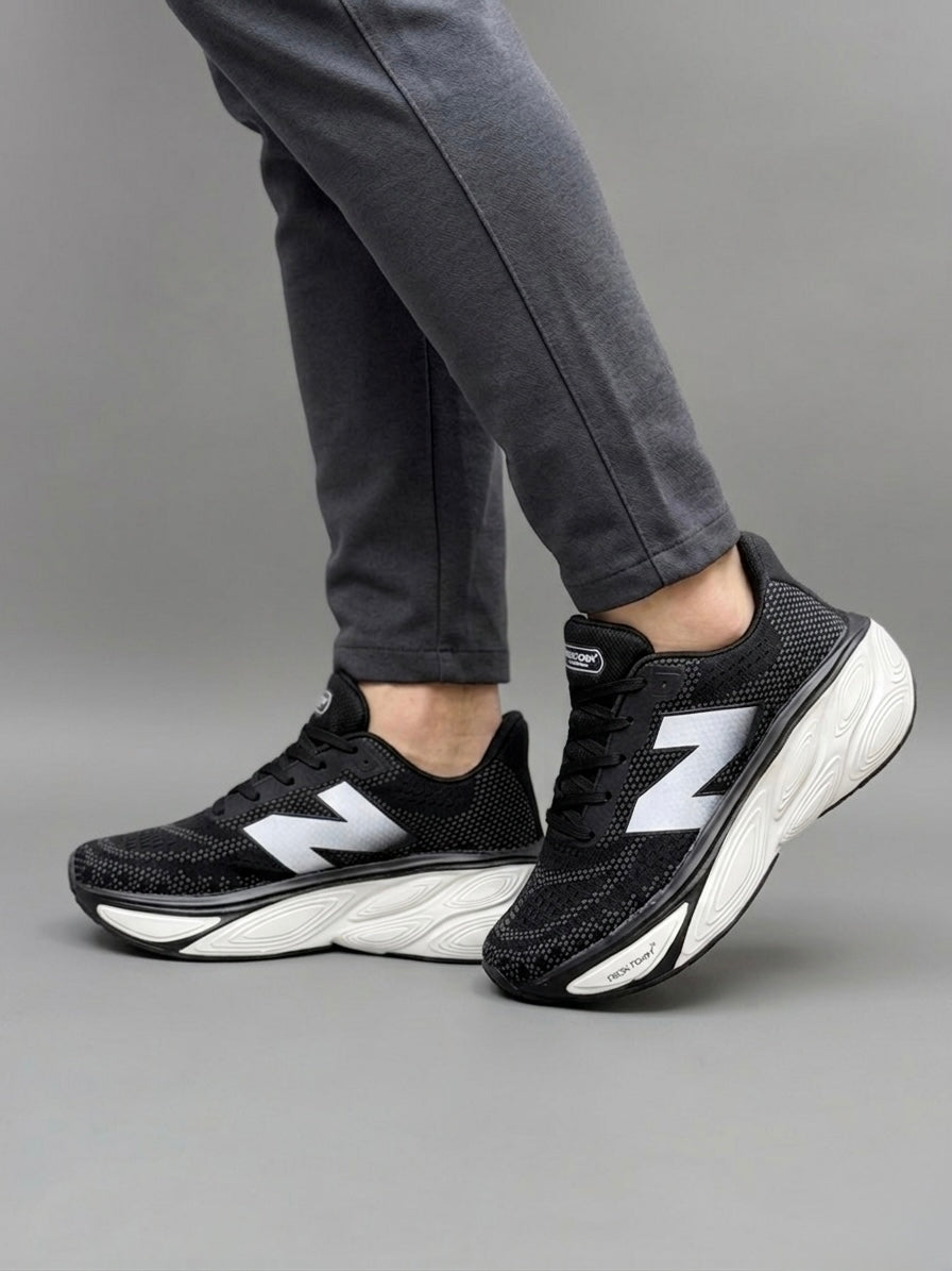 Naw Balance Men's Fresh Foam X 1080 V14 Running Shoe