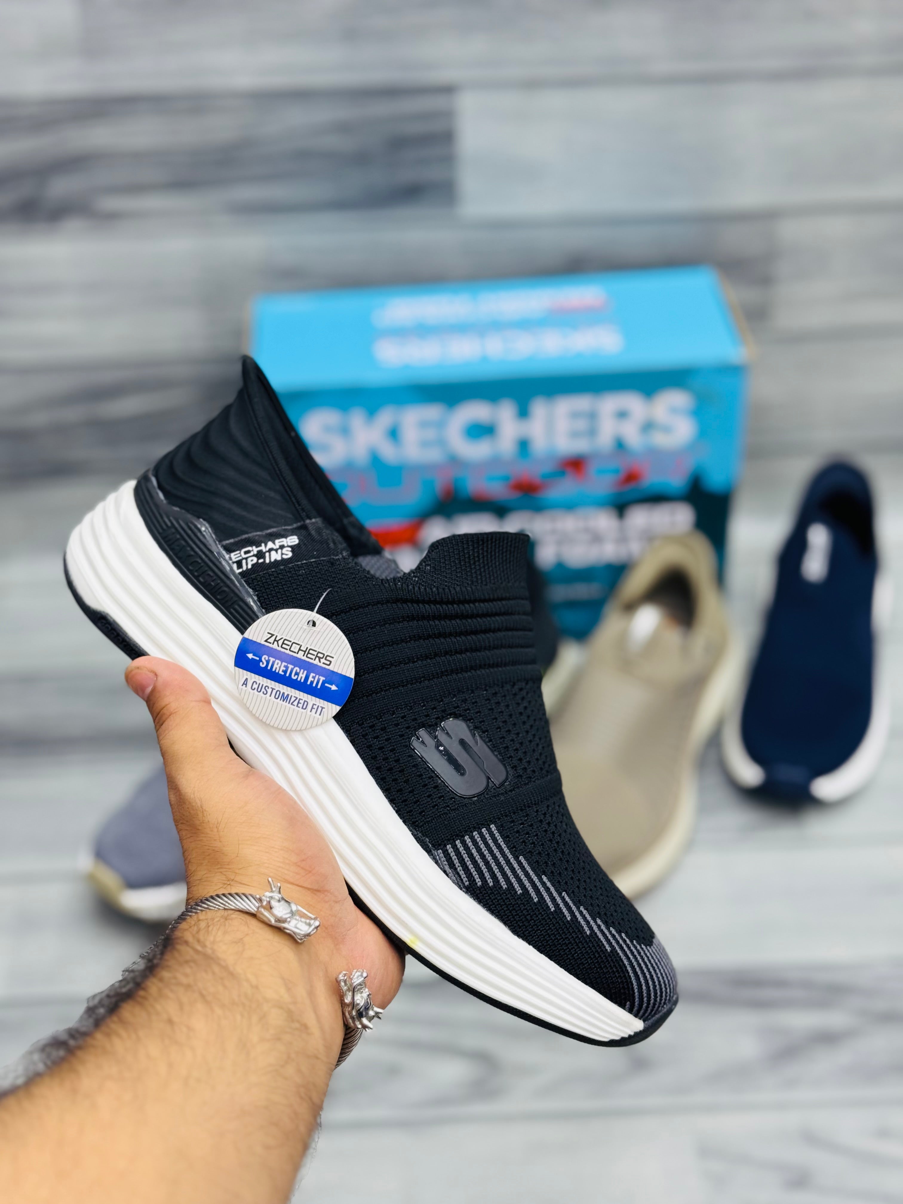 Skechars max slip in memory foam medicated