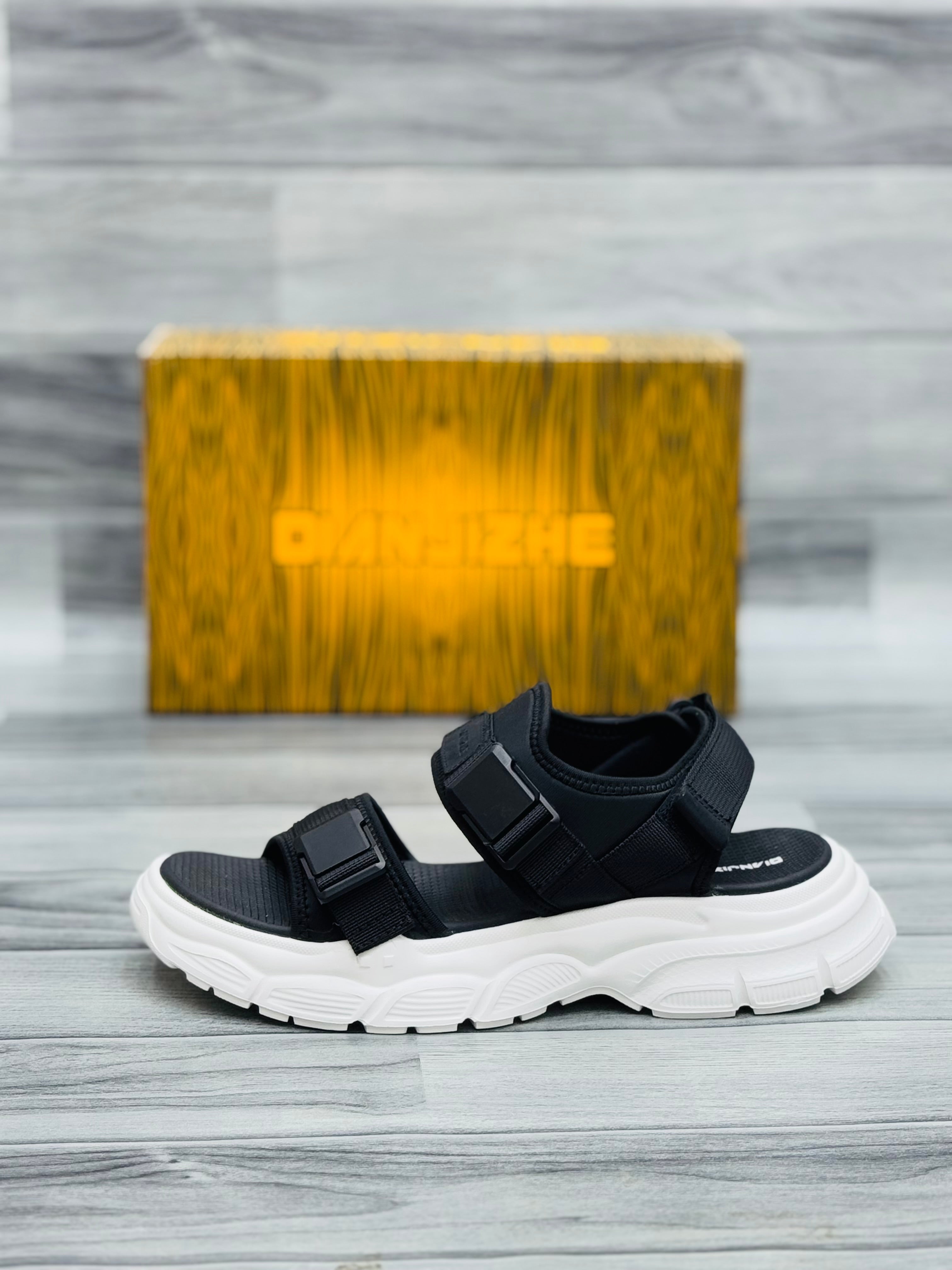 Dianjizhe Men's Recovery Slides & Athletic Sandals