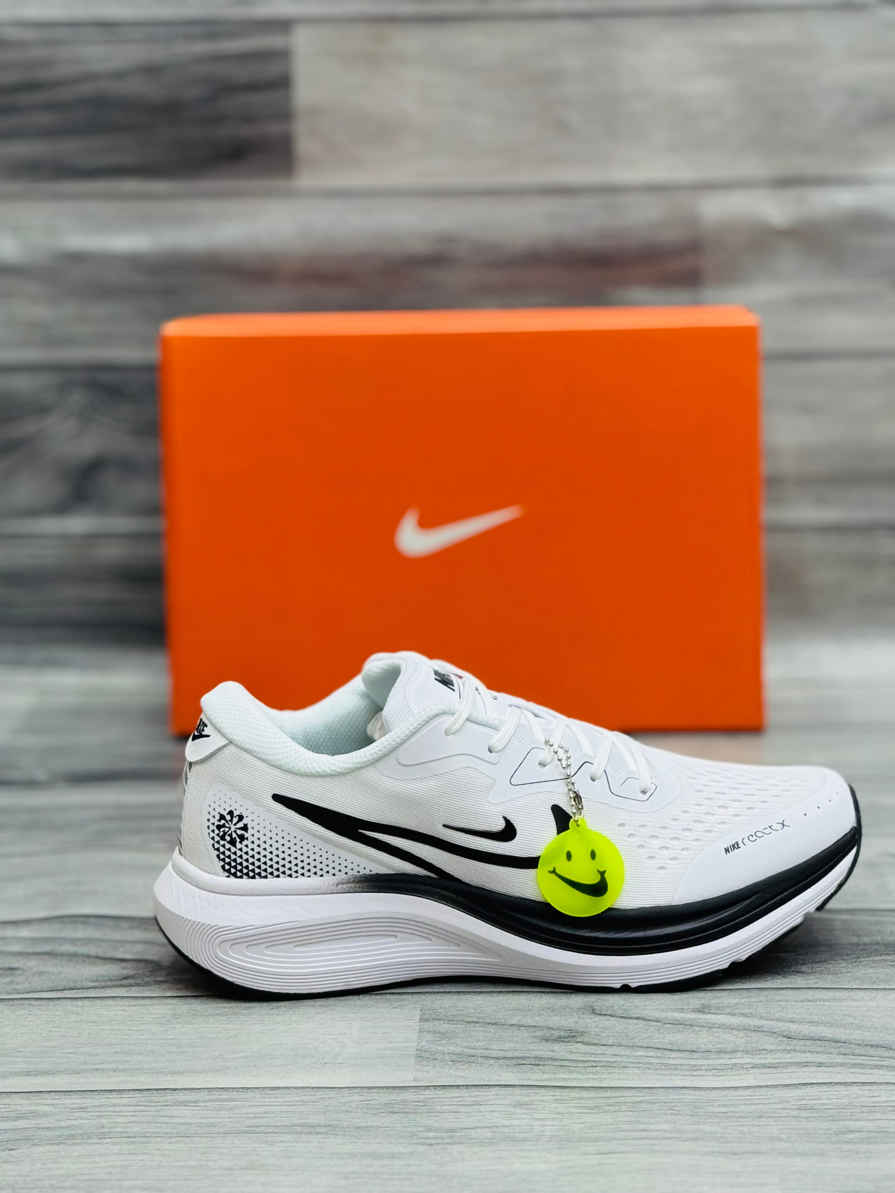 Nike zoom x smile