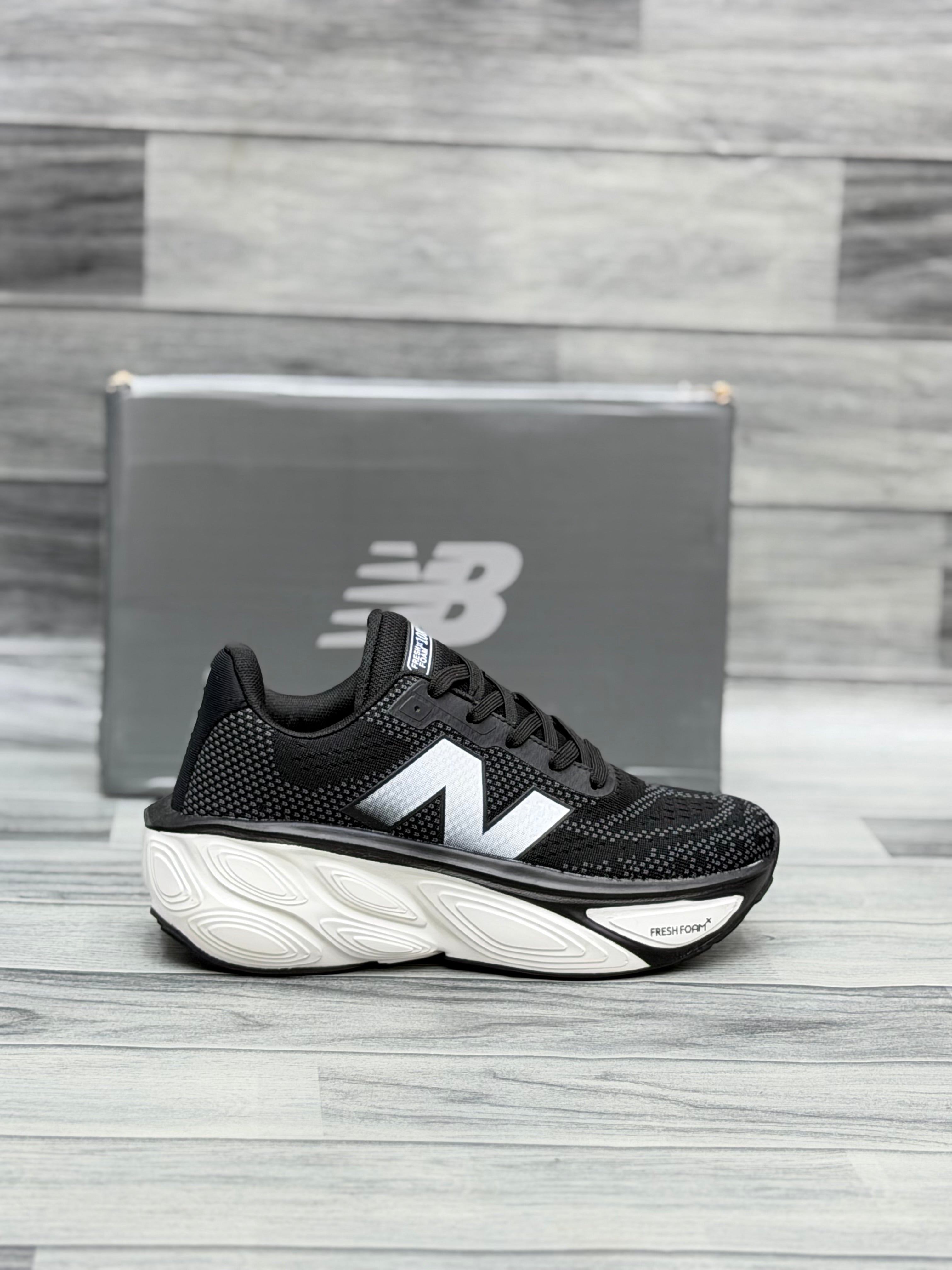Naw Balance Men's Fresh Foam X 1080 V14 Running Shoe