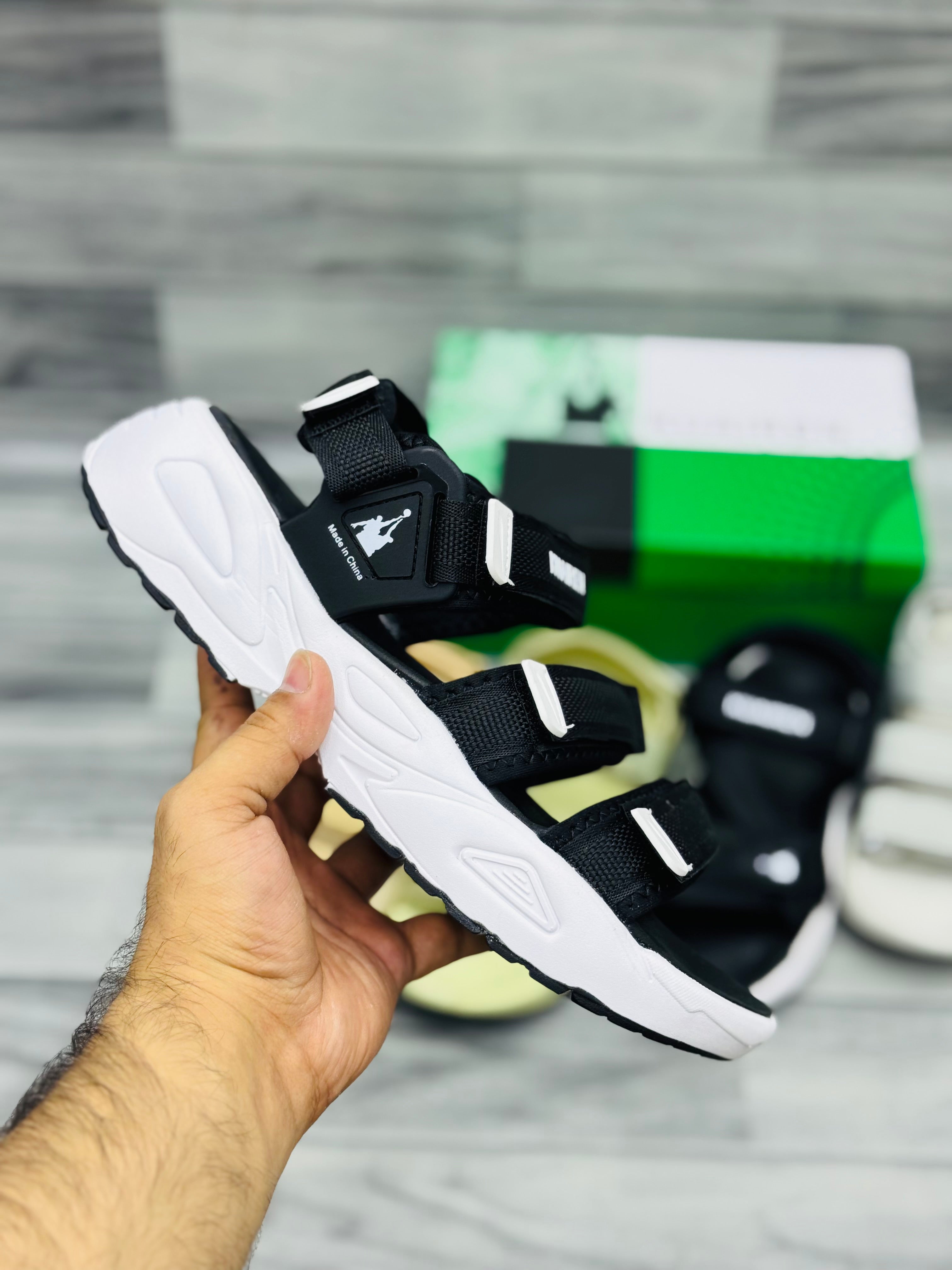 Kureian Soft Casual Sandals
