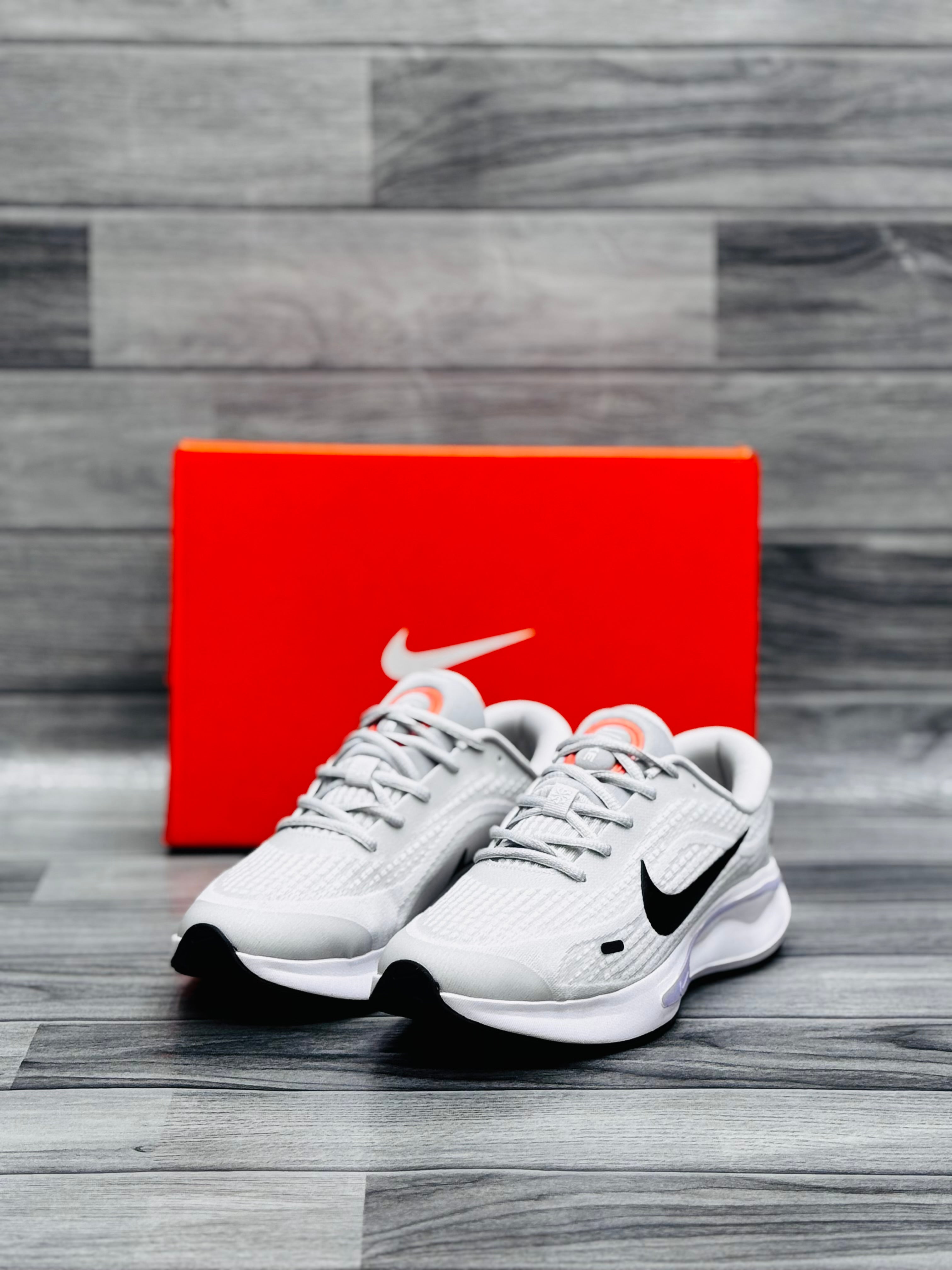 Nike Journey Run