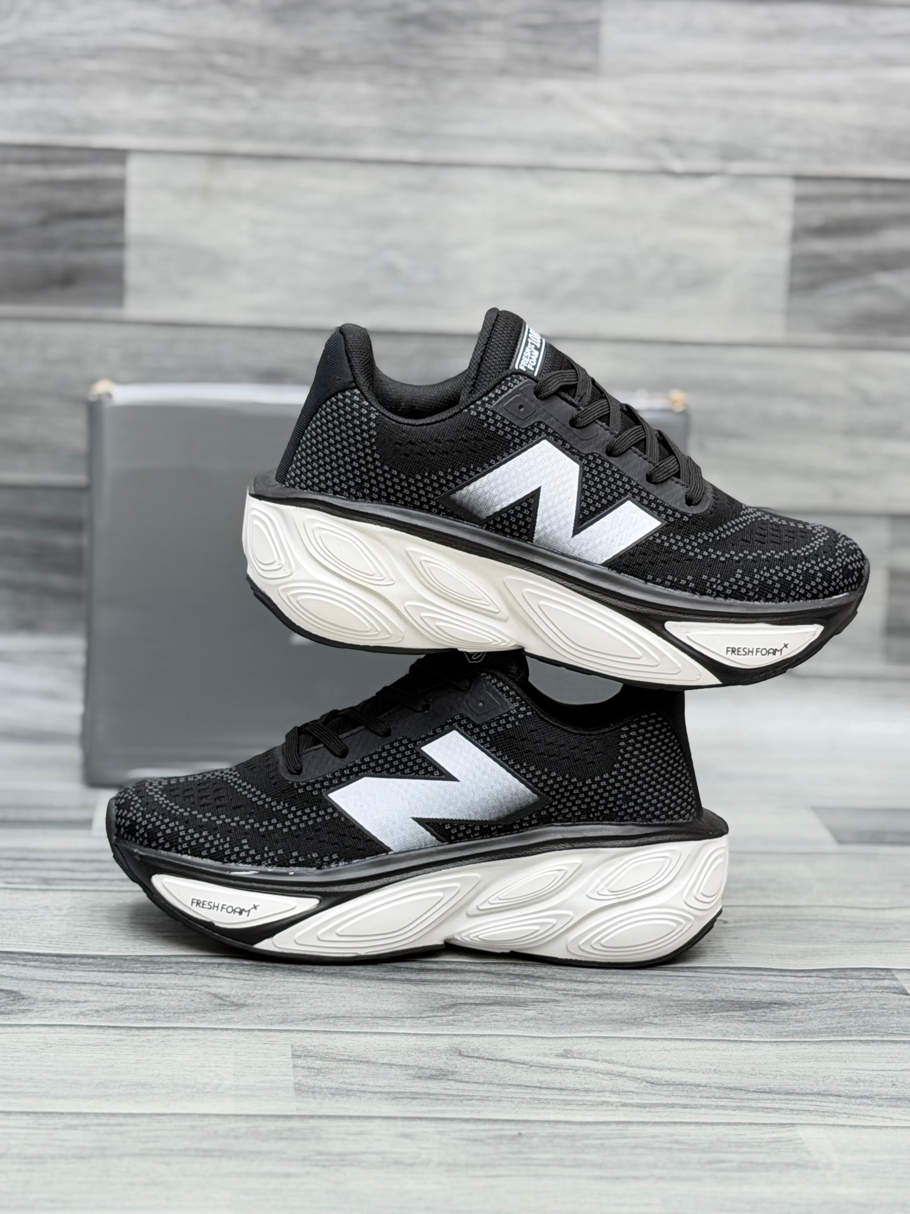 Naw Balance Men's Fresh Foam X 1080 V14 Running Shoe
