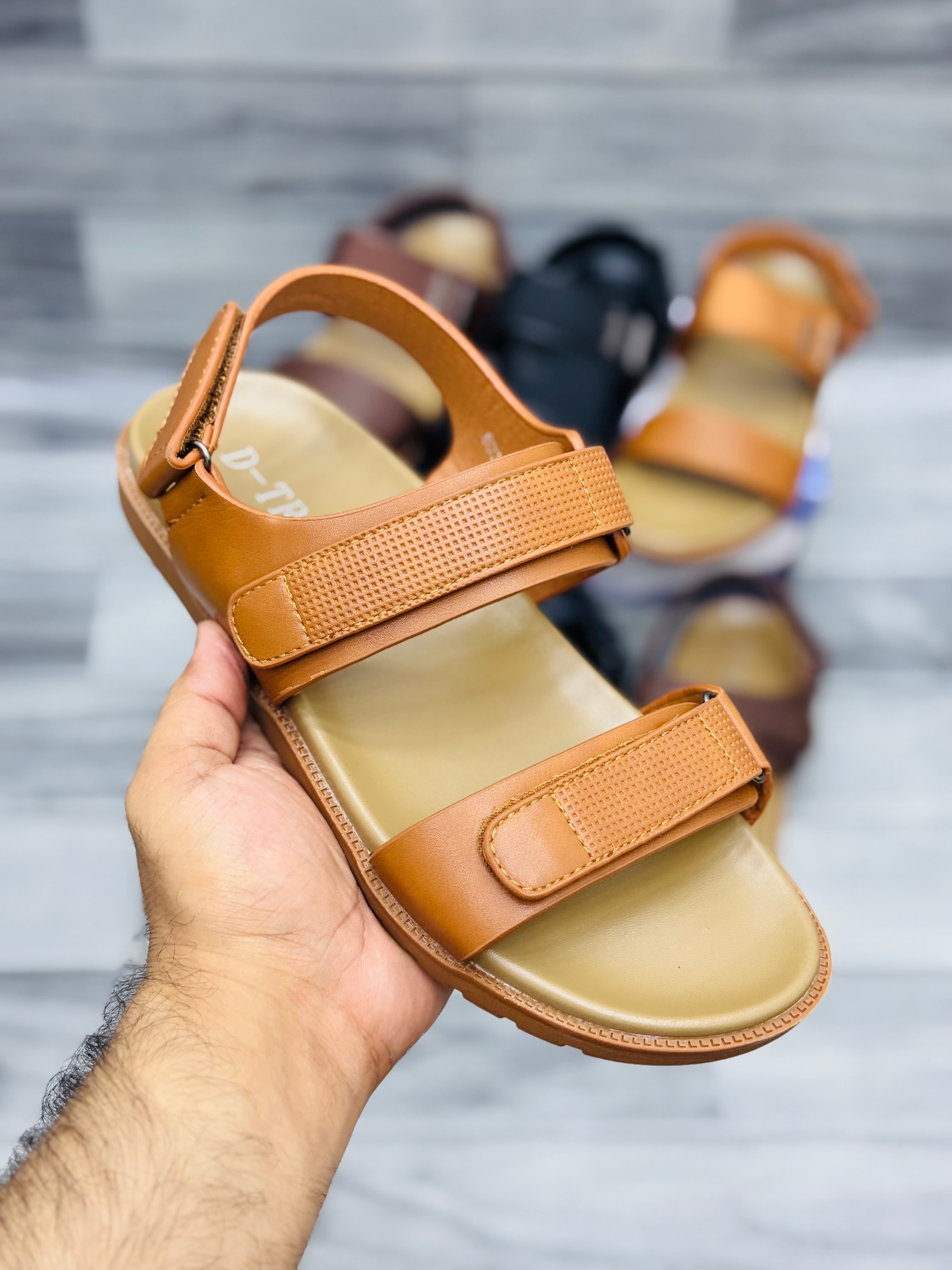D-tro Camelo Soft Casual Sandals