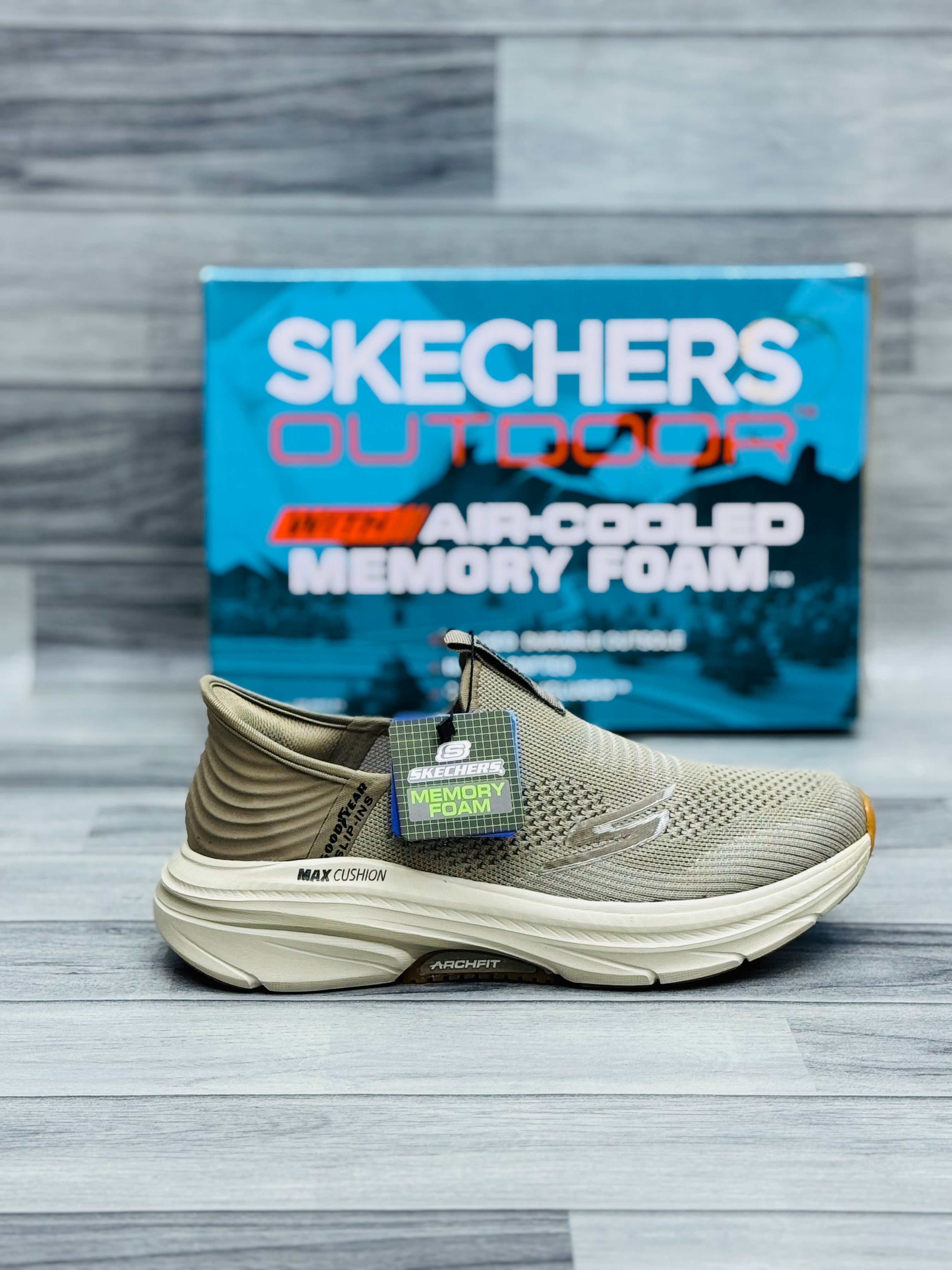 Skechars archfit fax slip in memory foam medicated