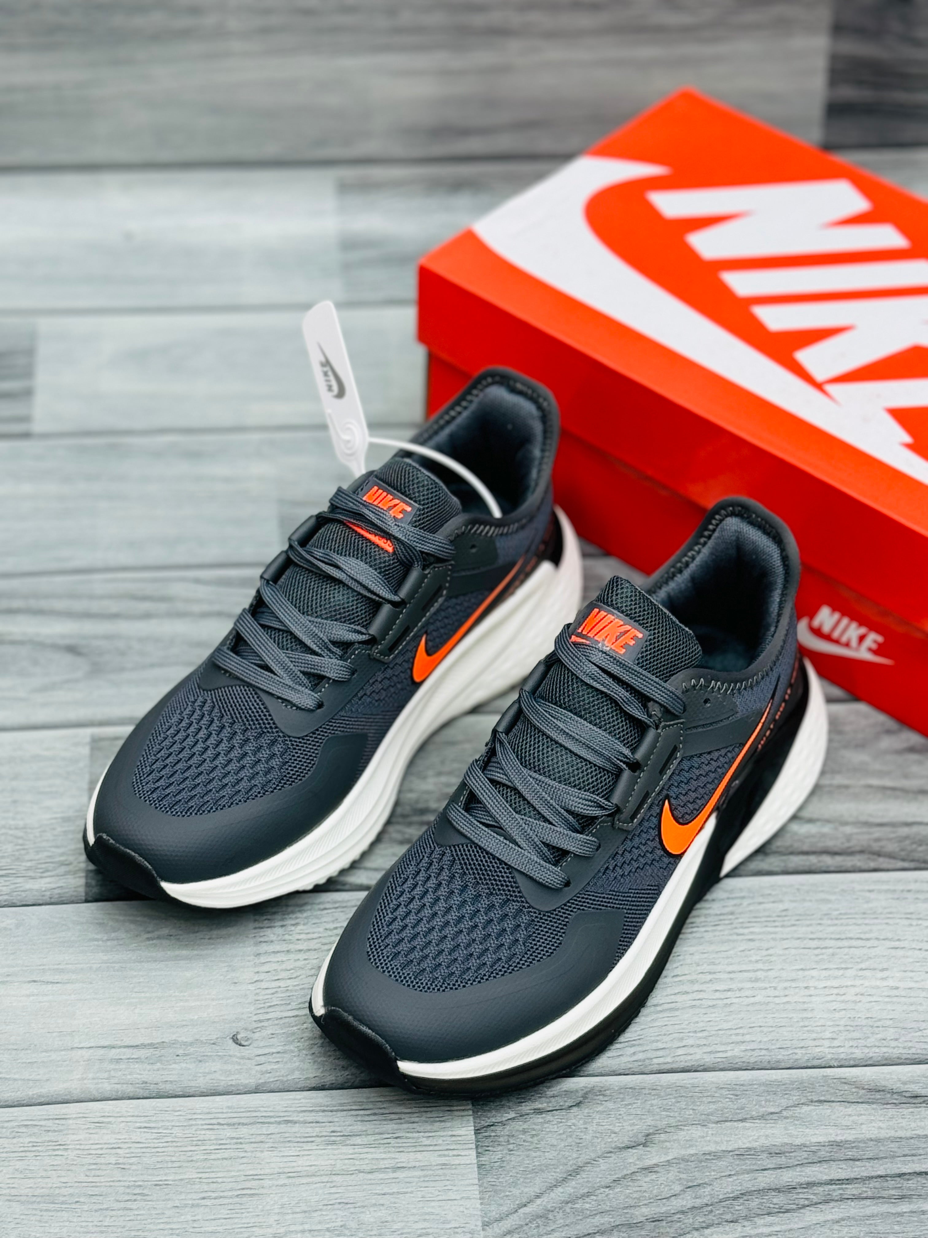 Nke air zoom Pegasus titan