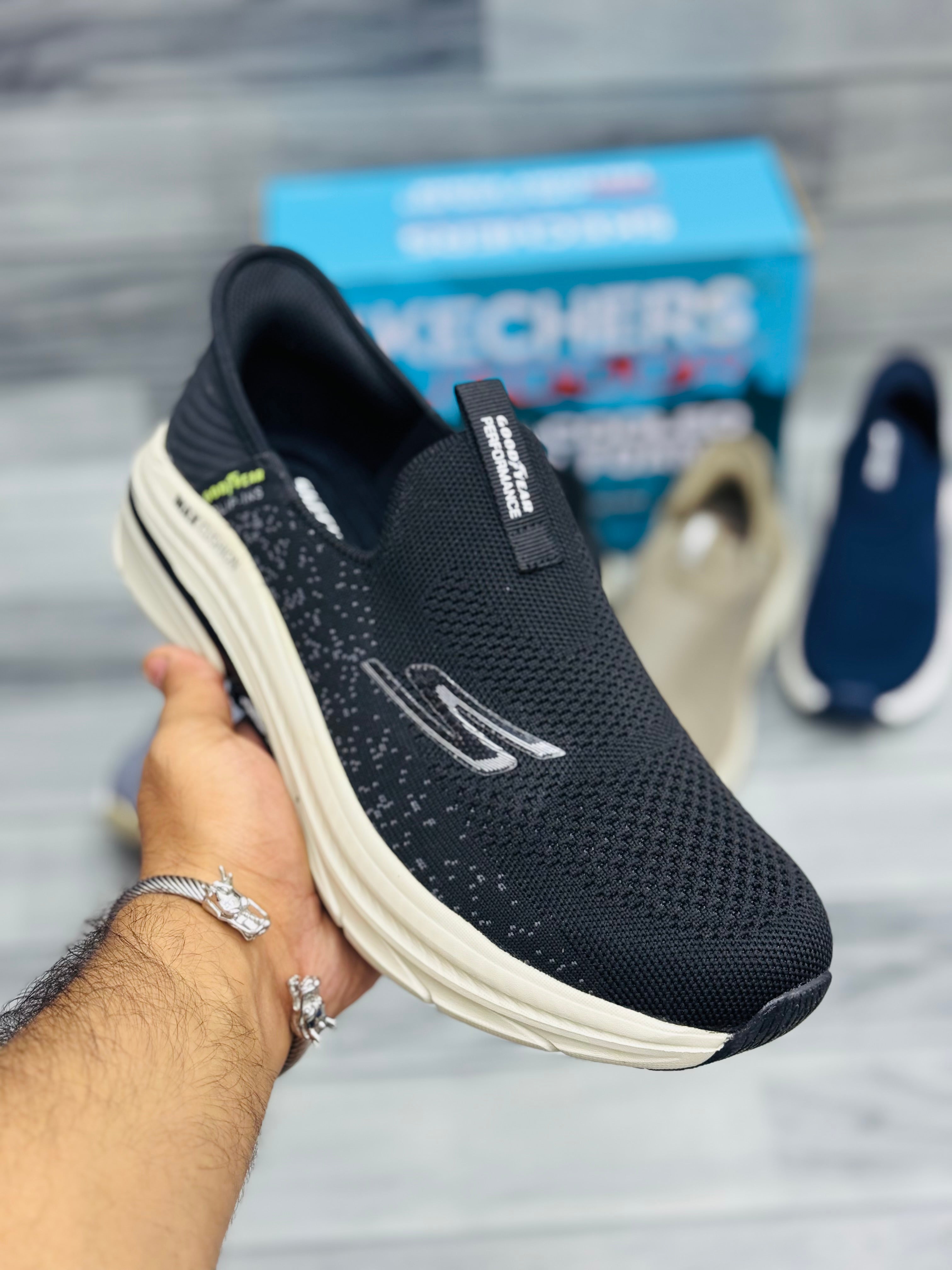 Skechars archfit fax slip in memory foam medicated