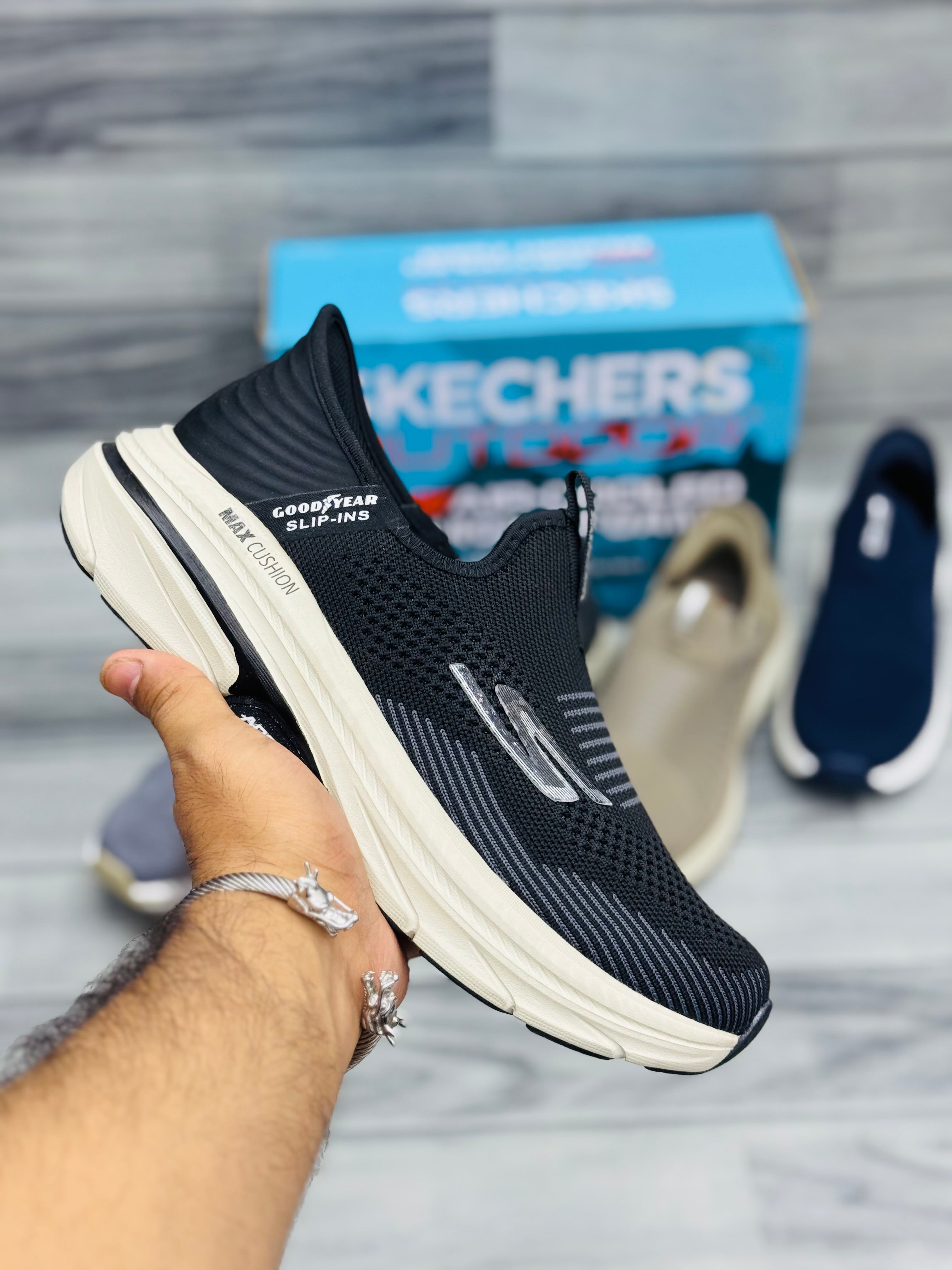 Skechars archfit fax slip in memory foam medicated