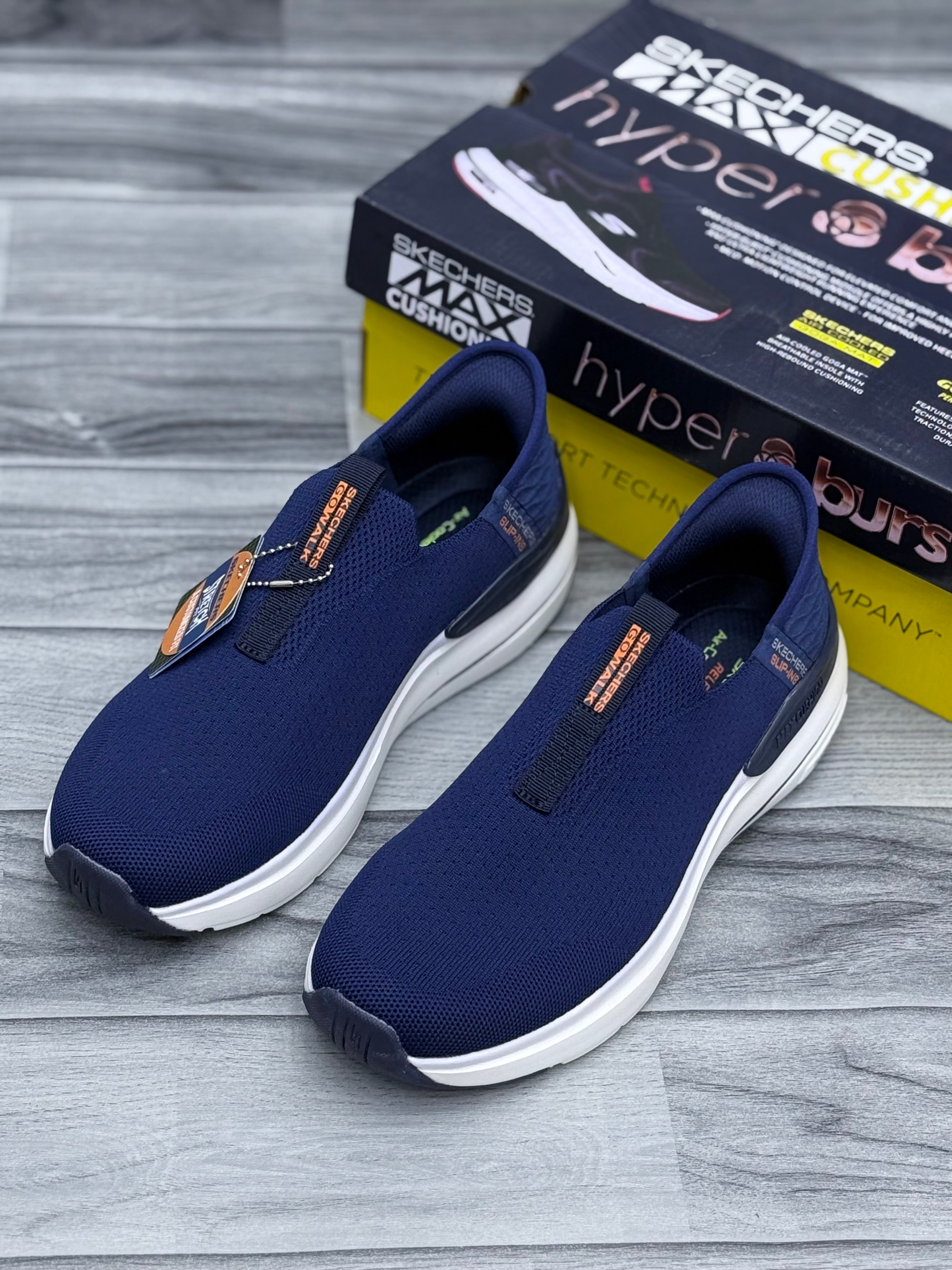 Skechares hyper burst max cushion air cooled