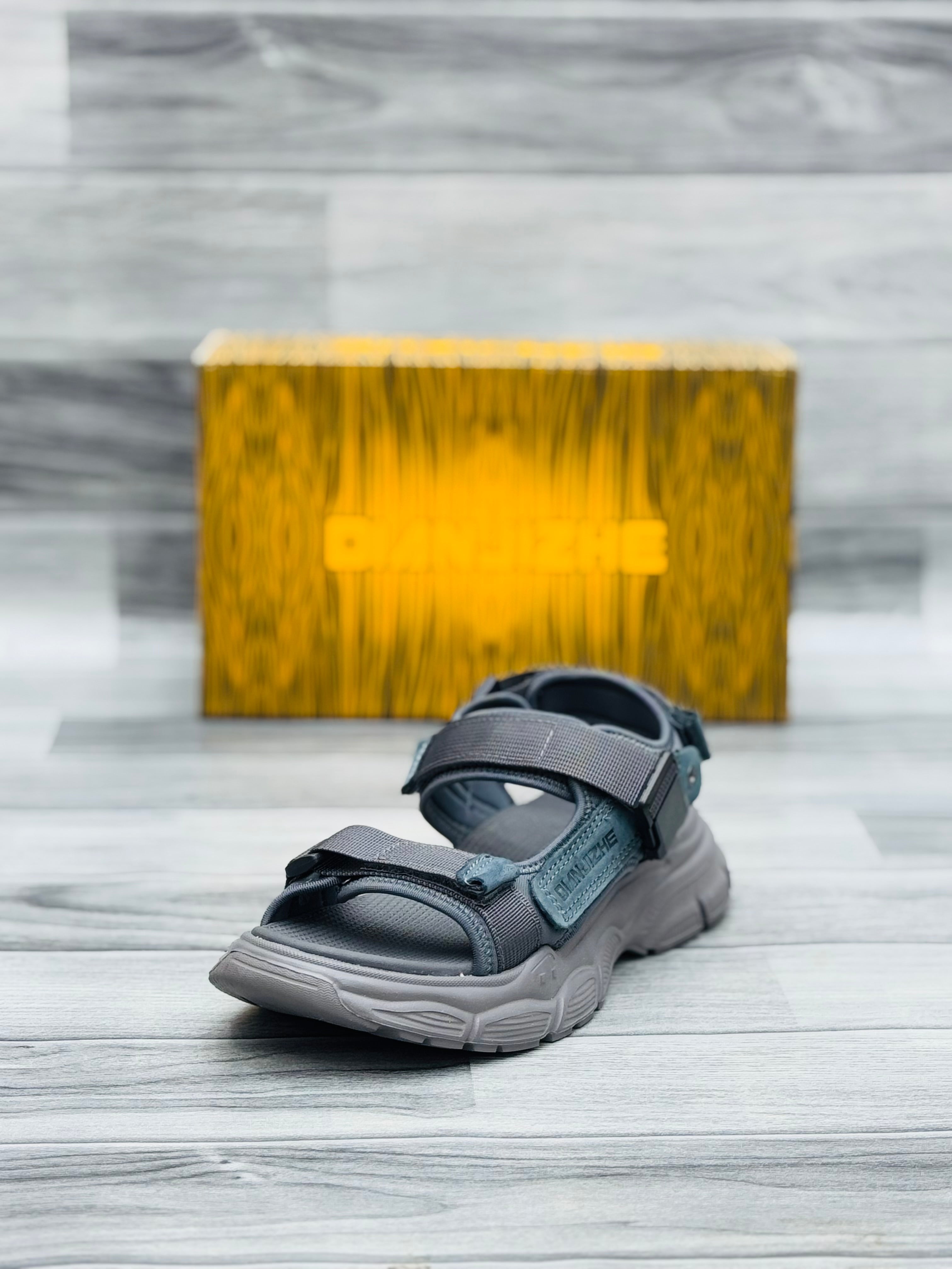 Dianjizhe Men's Recovery Slides & Athletic Sandals