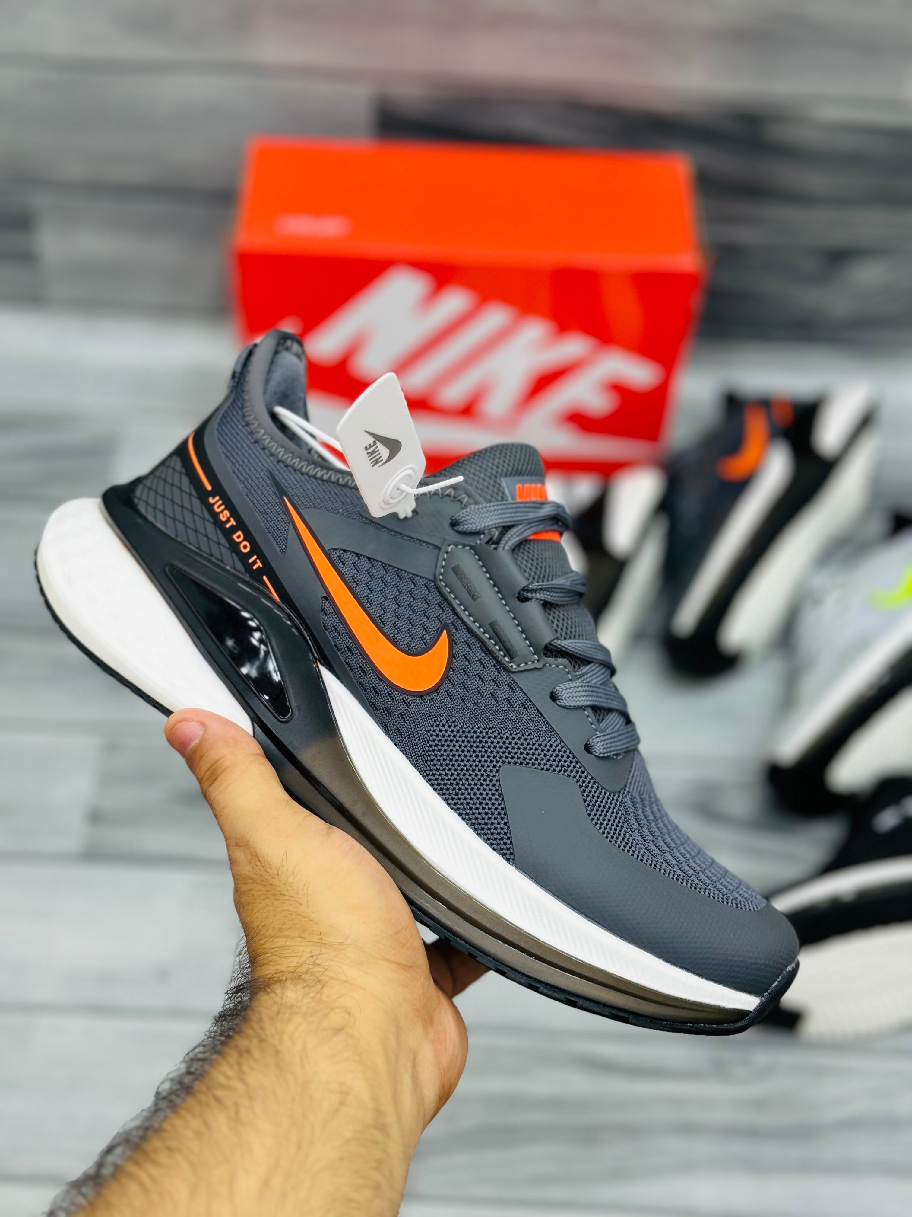 Nke air zoom Pegasus titan